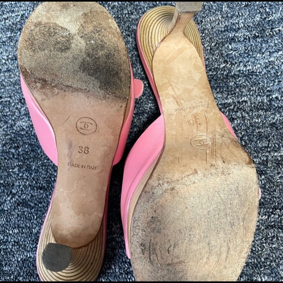 Vintage Chanel slides with low heels size 38 - Picture 4 of 5